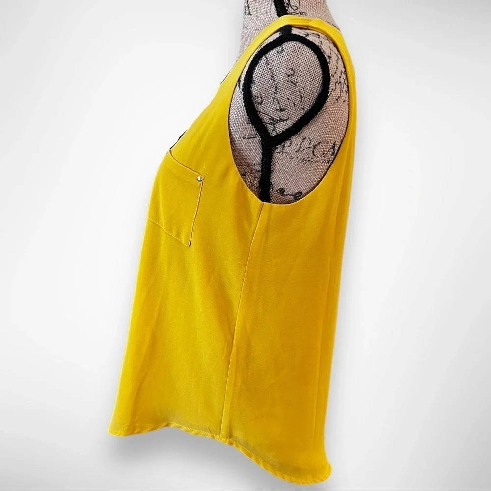 NORAH Women's Yellow Sleeveless V Neck Lined Blouse Medium | EUC‎ - Picture 6 of 9